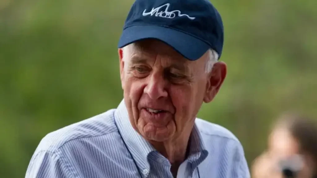 Wendell Berry: The Life, Ideas, and Enduring Legacy of an American Literary Voice wendell berry